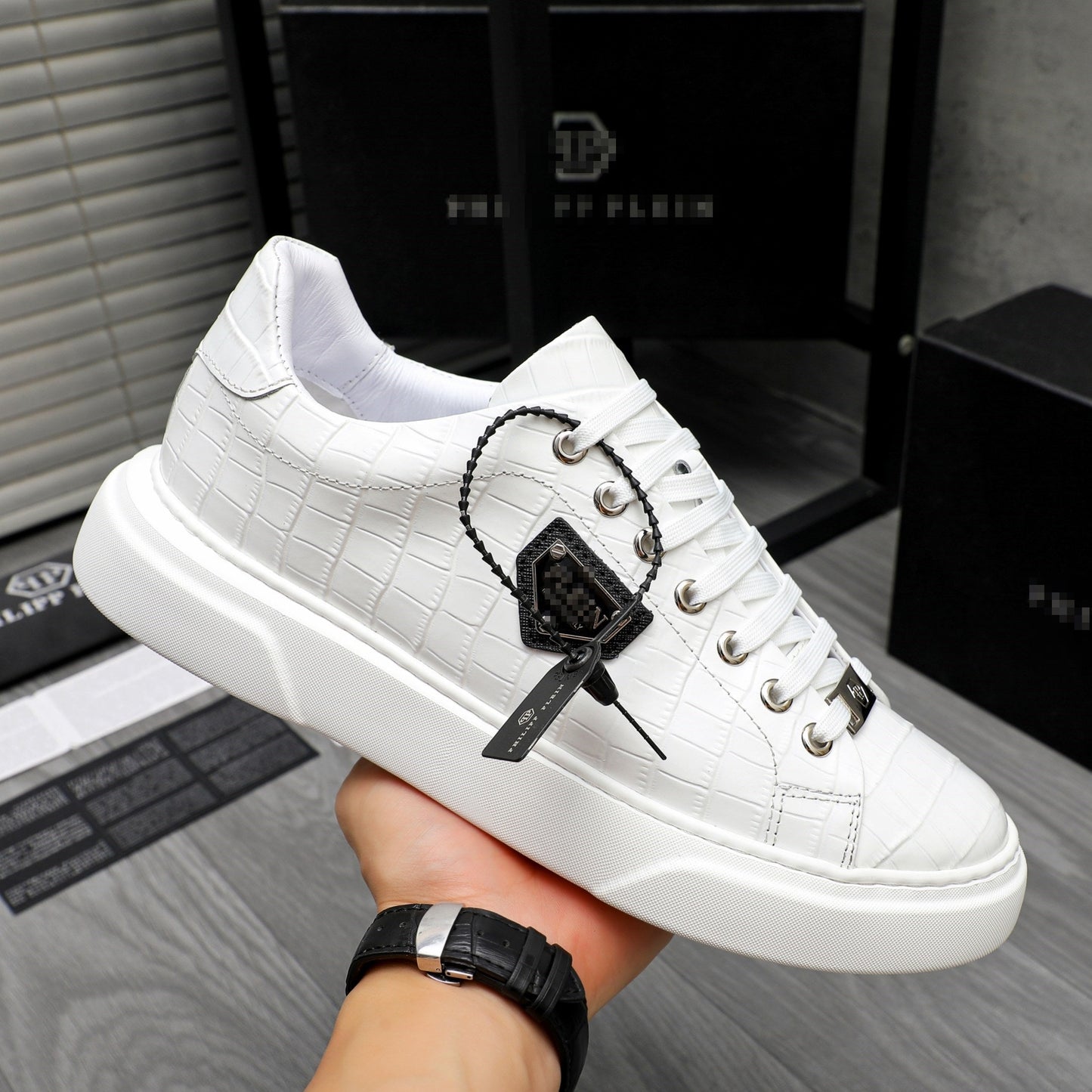 PP Snake print sneakers