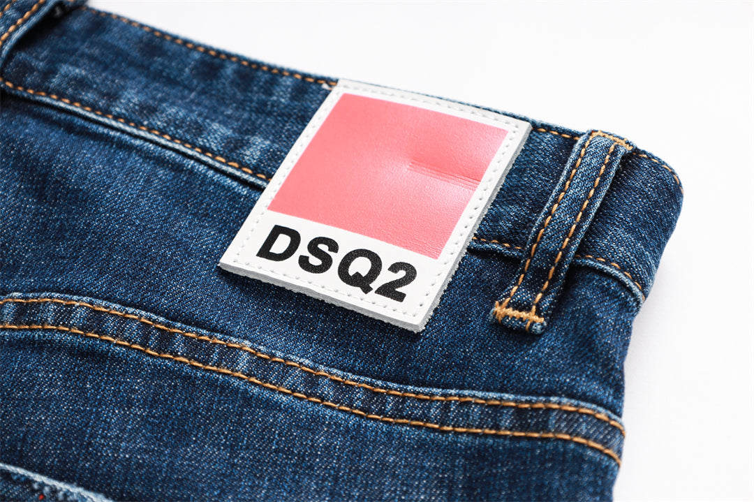 SOLA-DSQ2 New Ripped casual pants Man Jeans