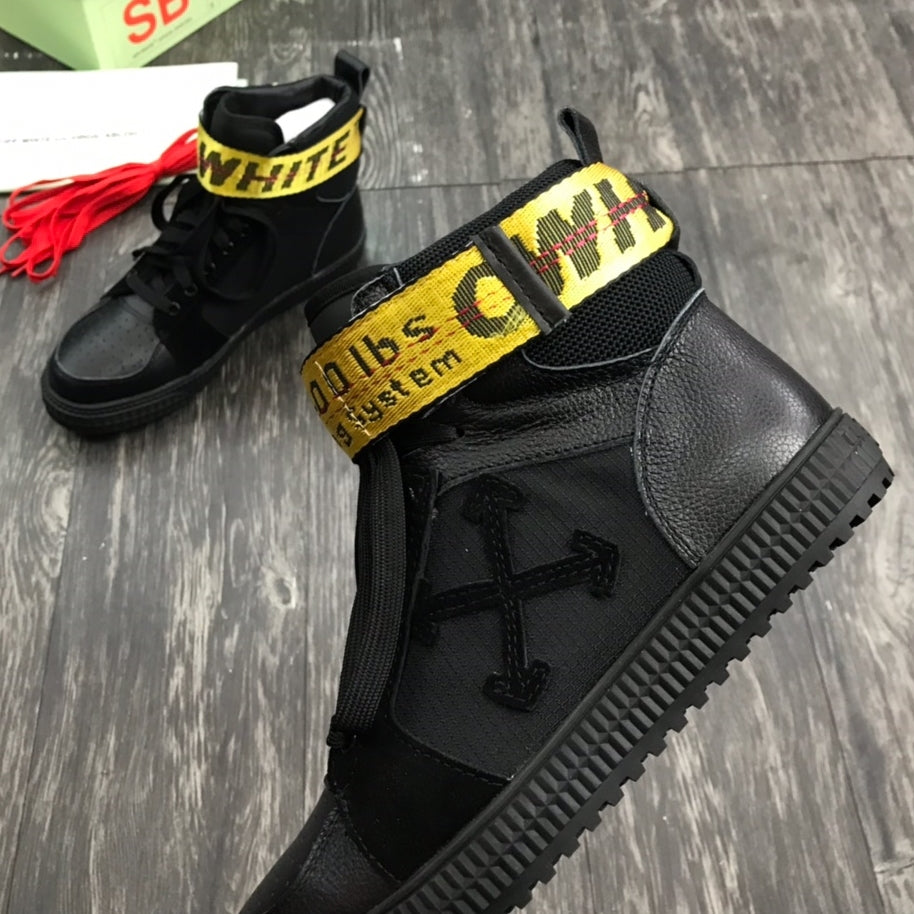 OFF-Whlte Arrow Logo Leather Sneakers #38