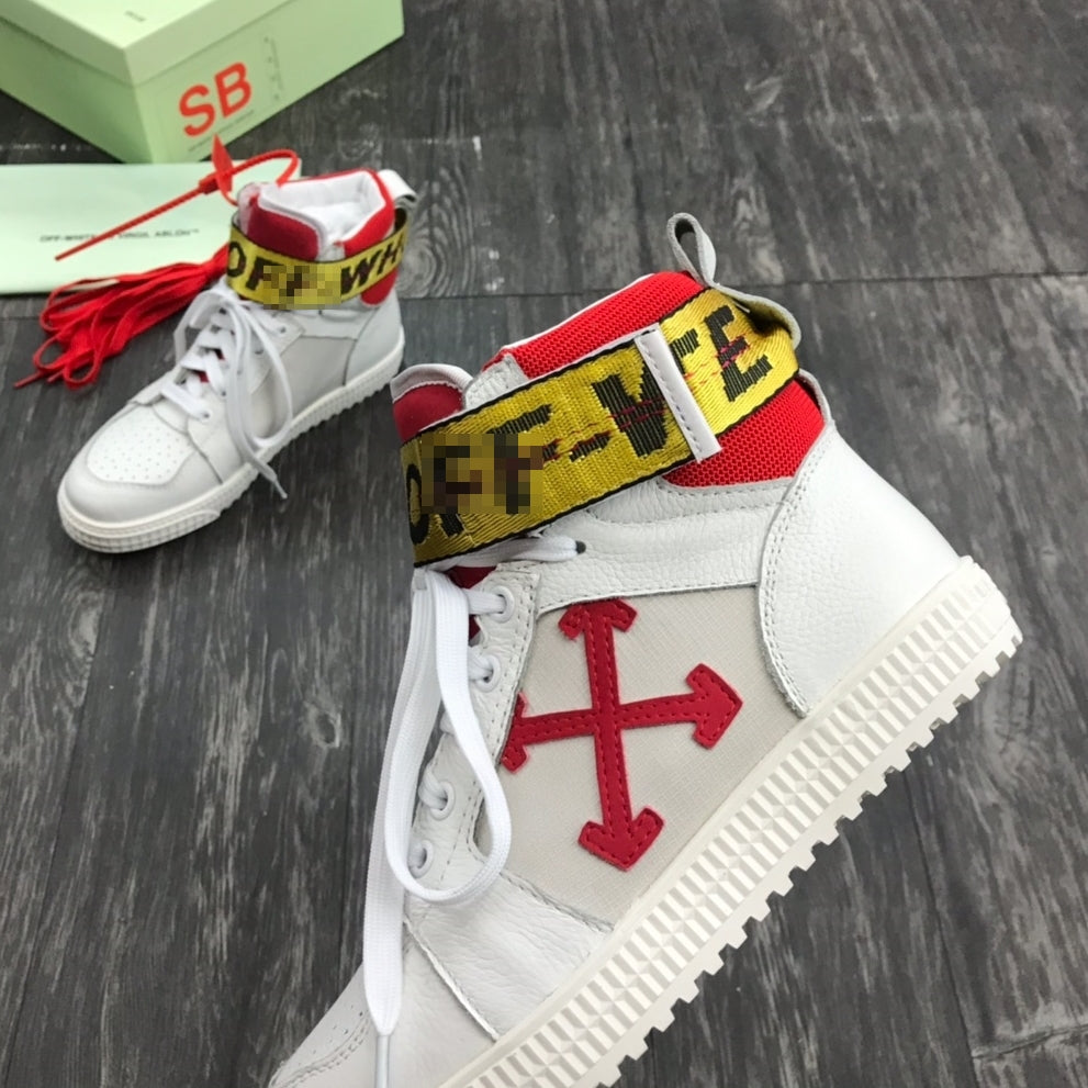 OFF-Whlte Arrow Logo Leather Sneakers #38