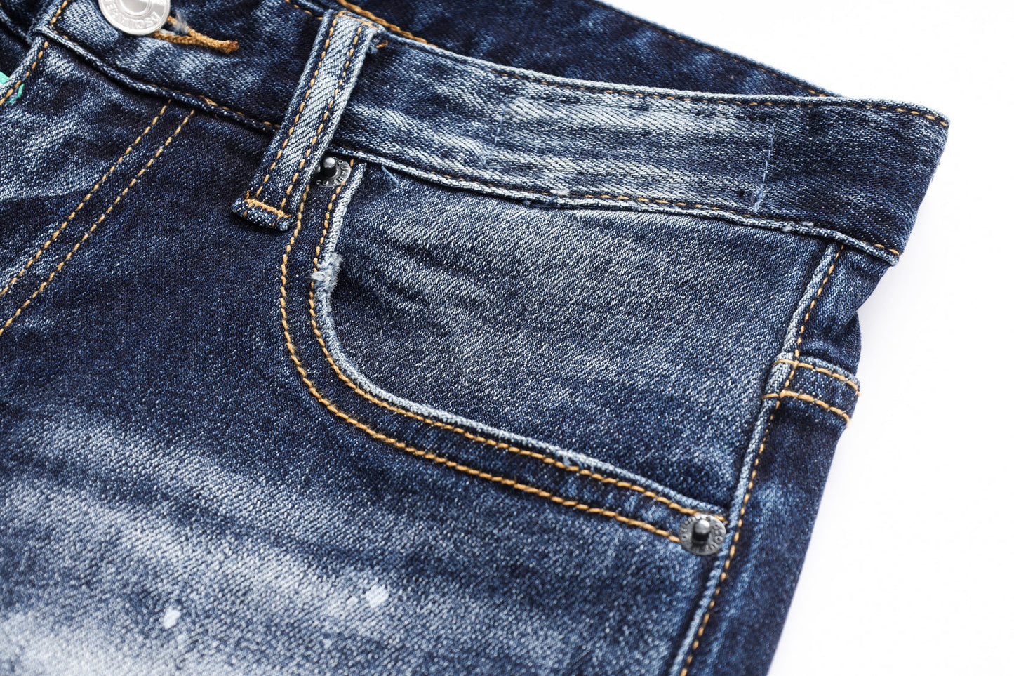 SOLA-DSQ2 New Man Hole Jeans