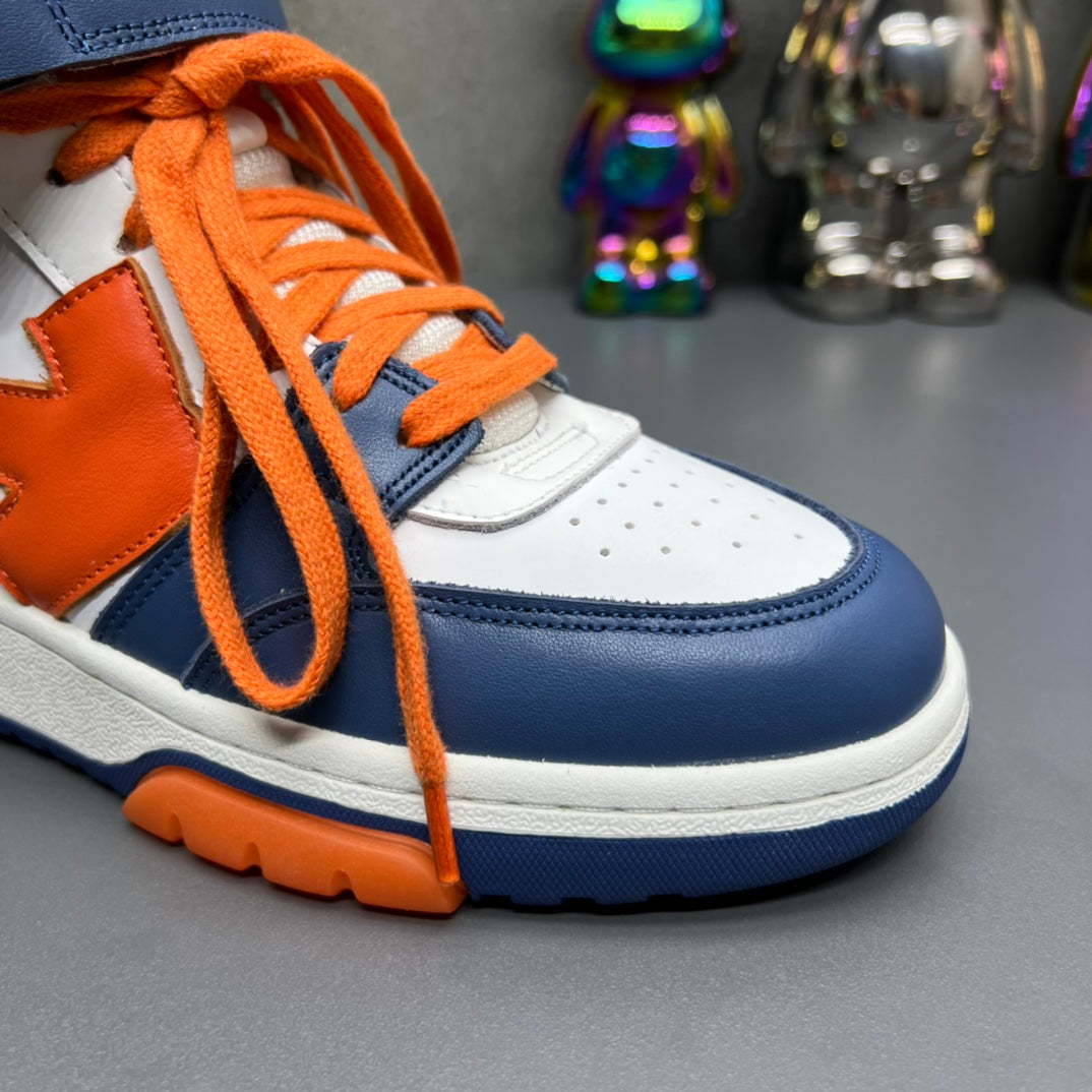 OFF-Whlte Arrow Logo Leather Sneakers #35