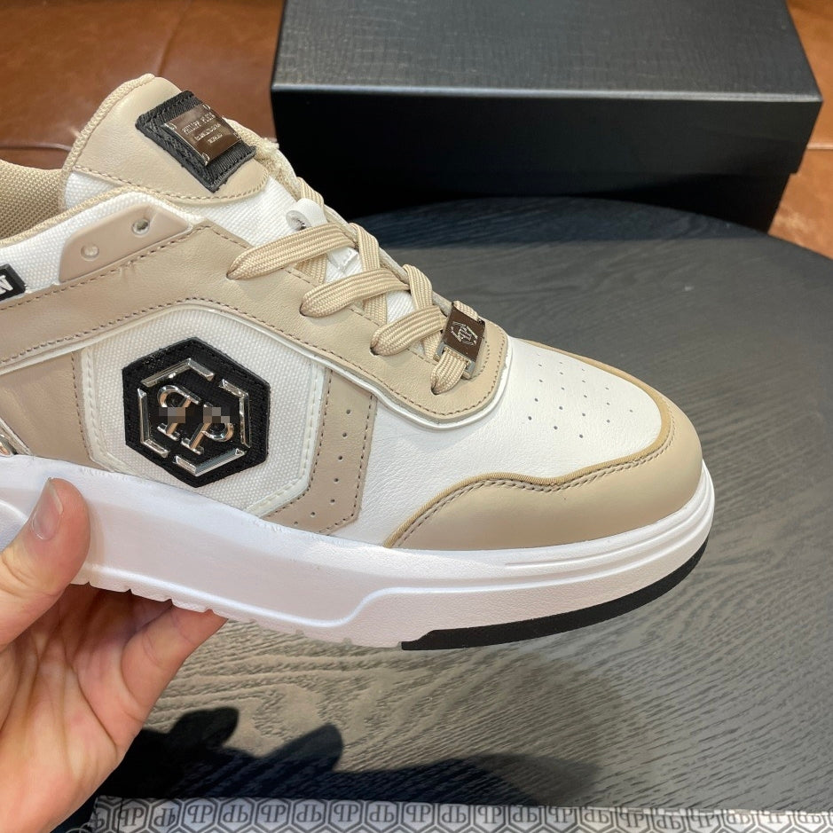 SOLA letter leather Sneakers