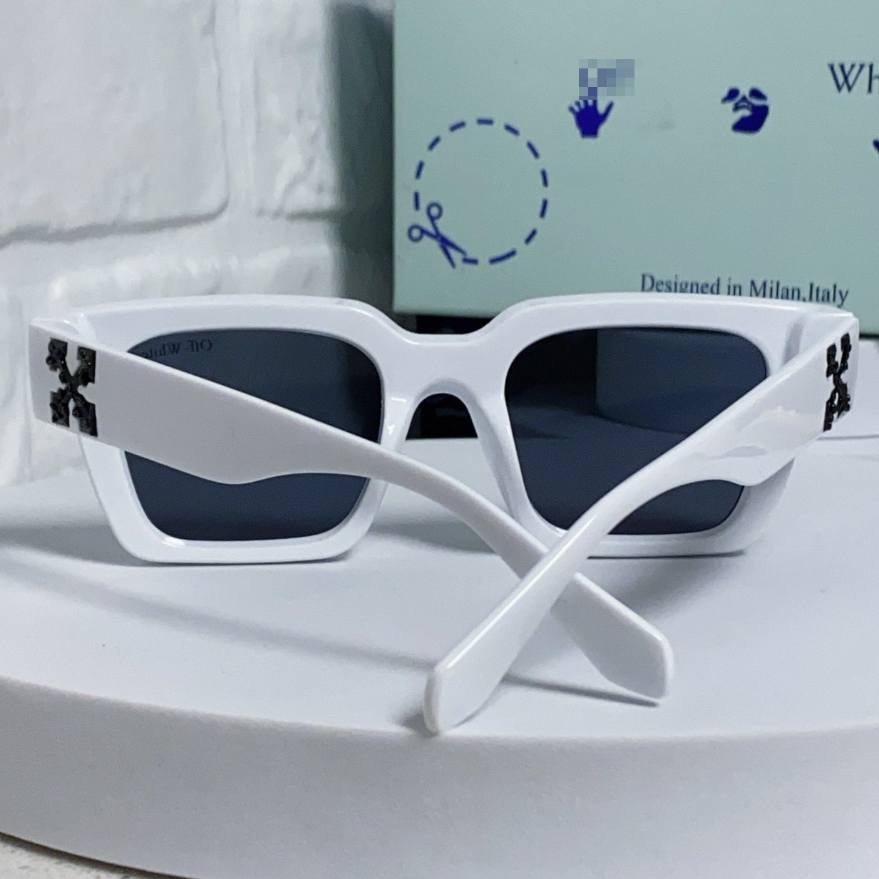 OFF-Whlte Arrow logo sunglasses#004