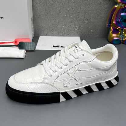 OFF-Whlte Arrow leather sneakers#36