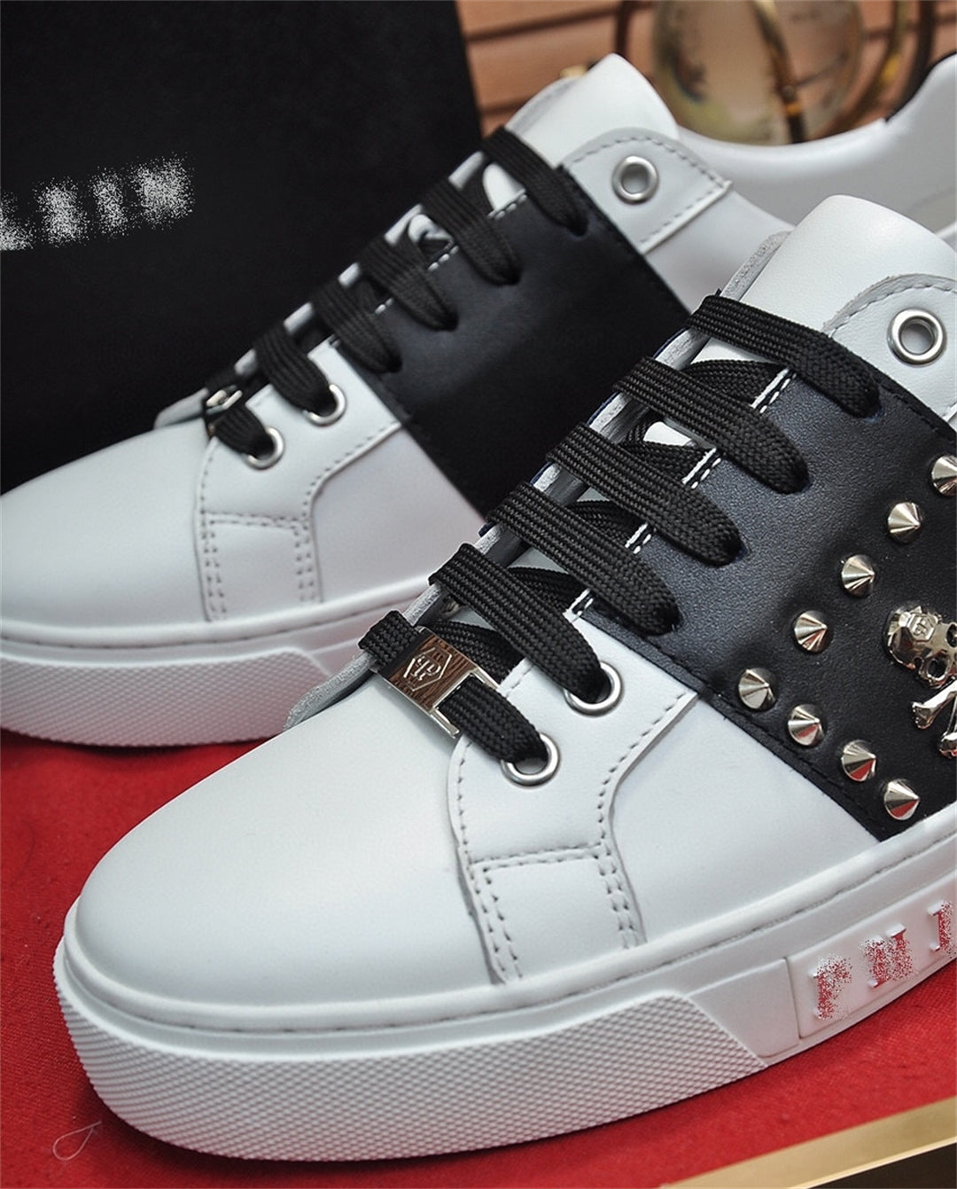 PP New Skull Sneakers