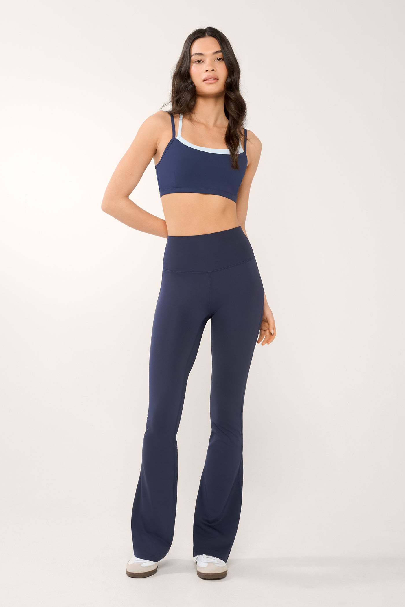 BASELINE ACTIVE FLARE PANT NAVY