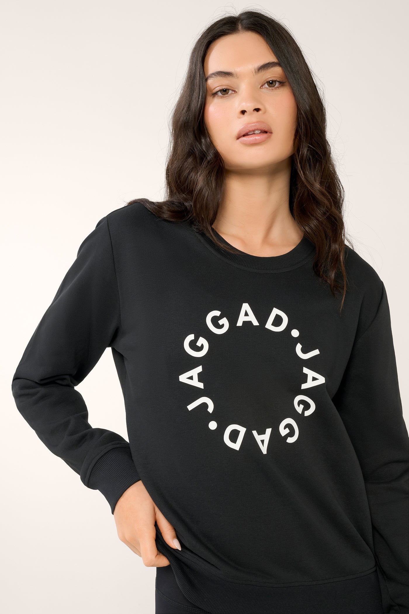 CLASSIC CIRCLE SWEATER BLACK