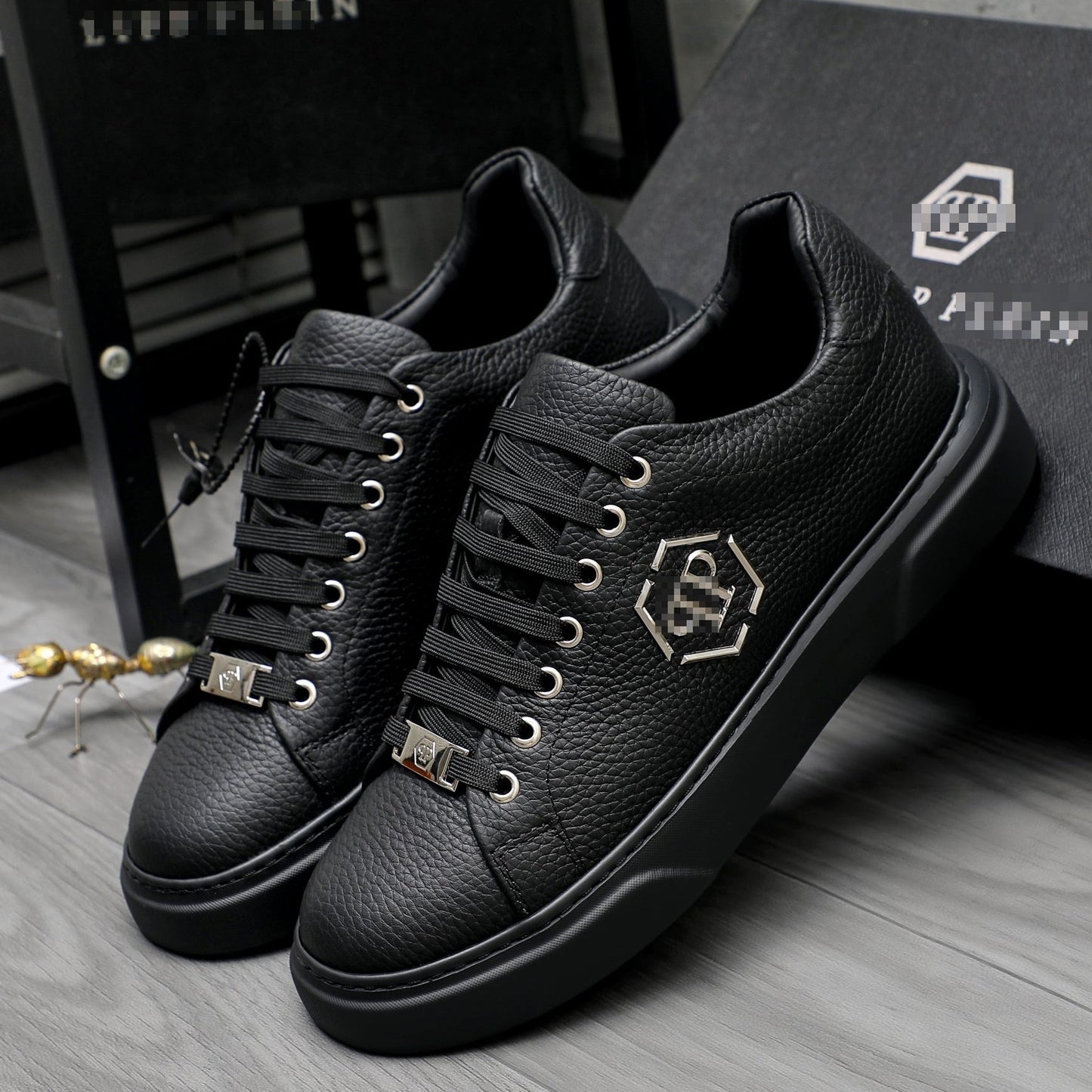 PP Leather sneakers