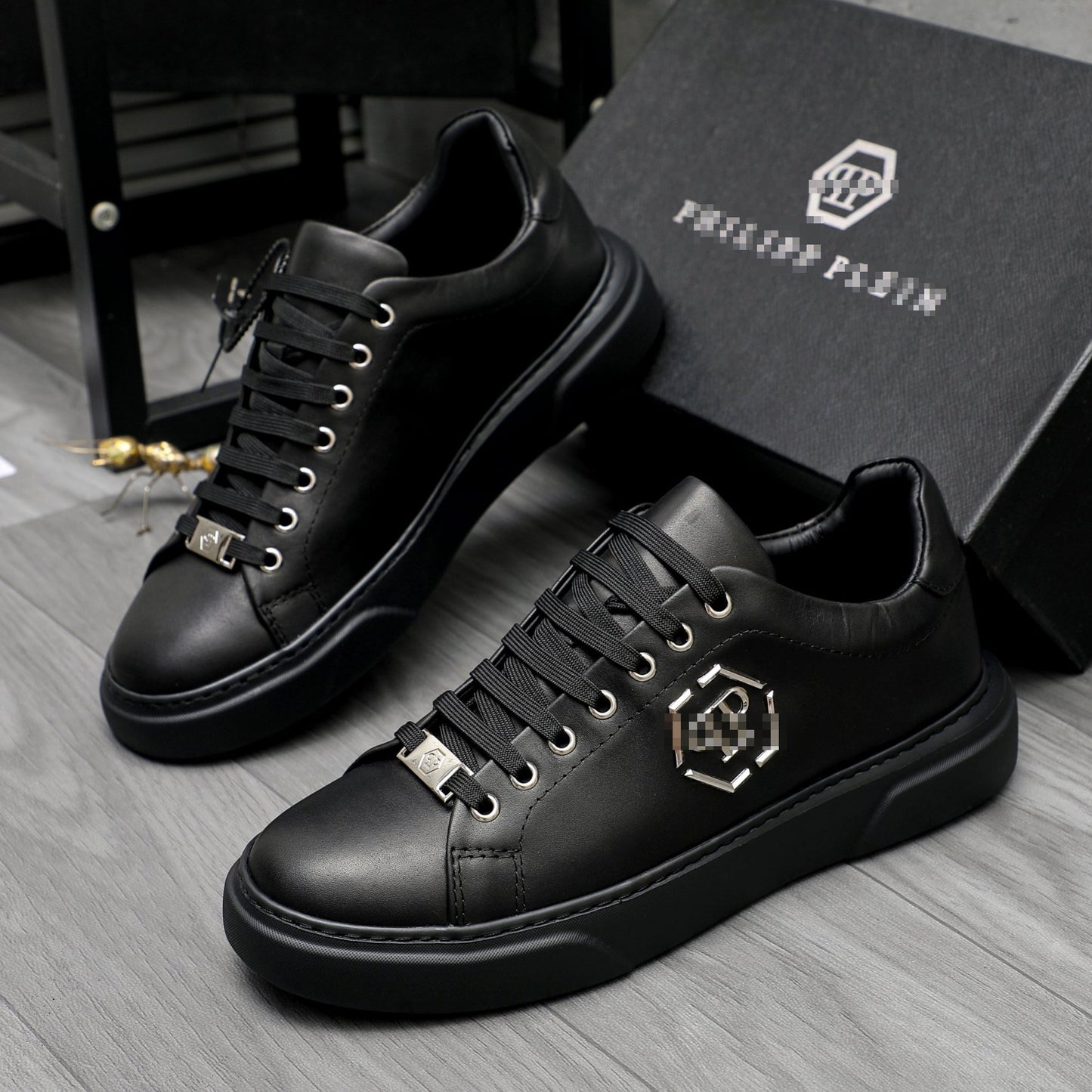 PP Leather sneakers