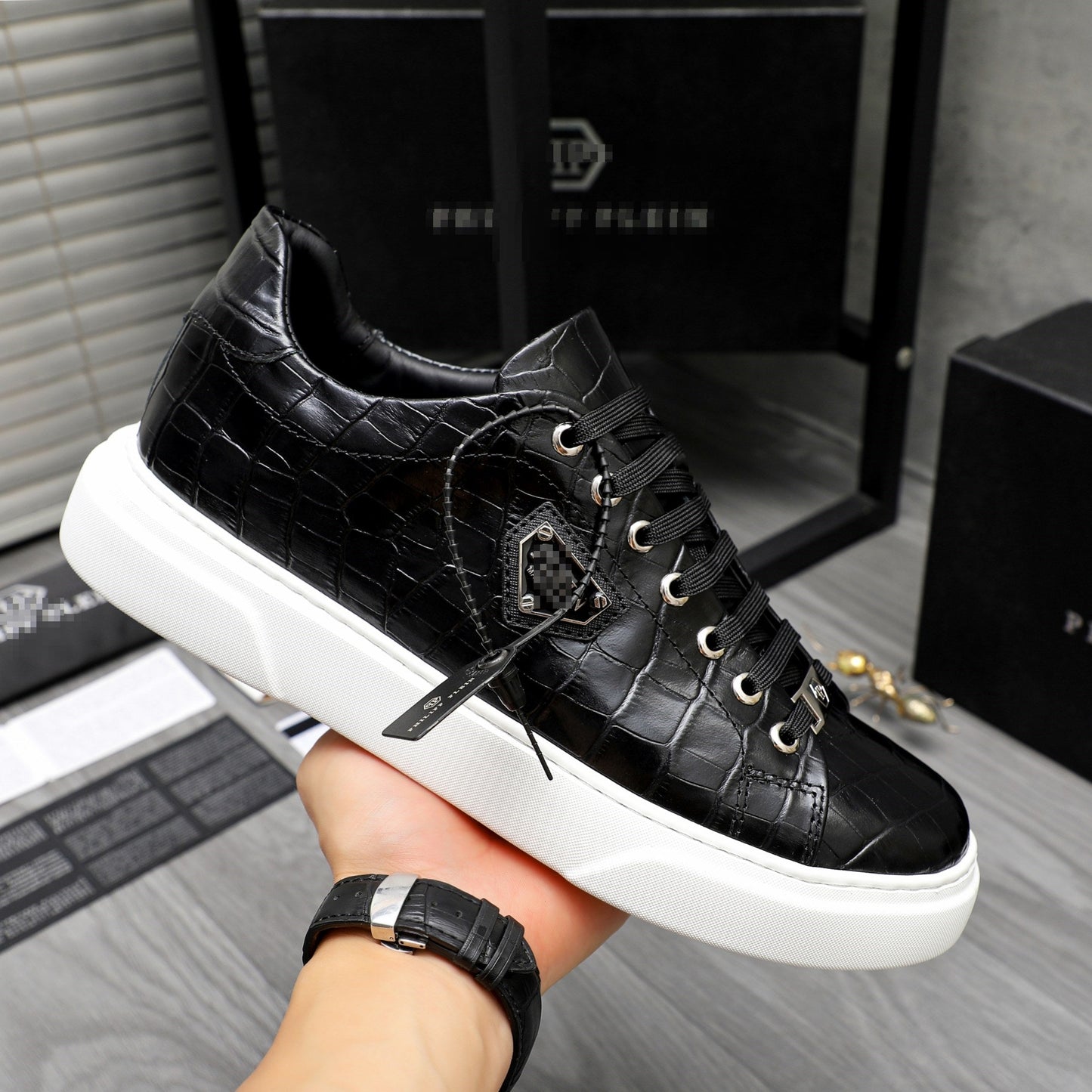 PP Snake print sneakers