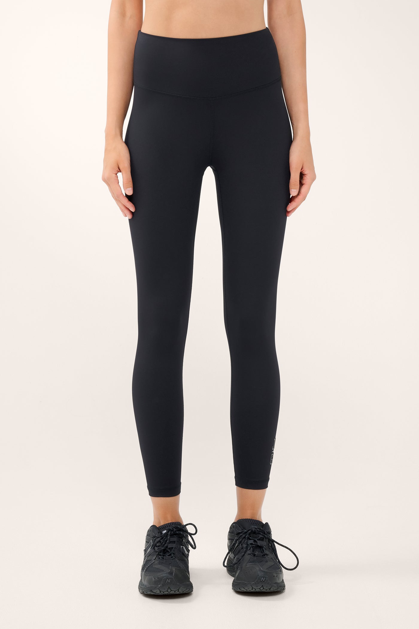 Essential 7/8 High Waist Legging