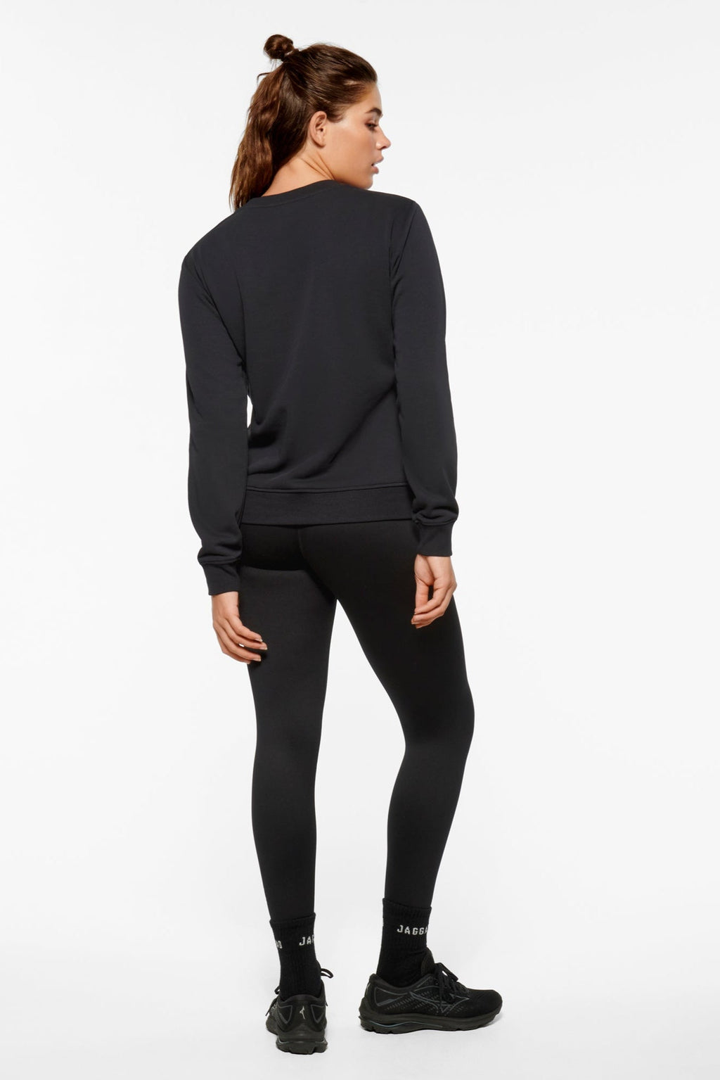 BINX CLASSIC SWEATER BLACK