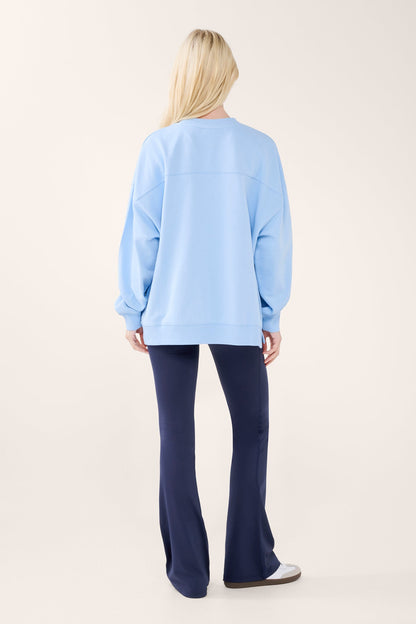 CHELSEA STUDIO SWEATER BLUEBELL